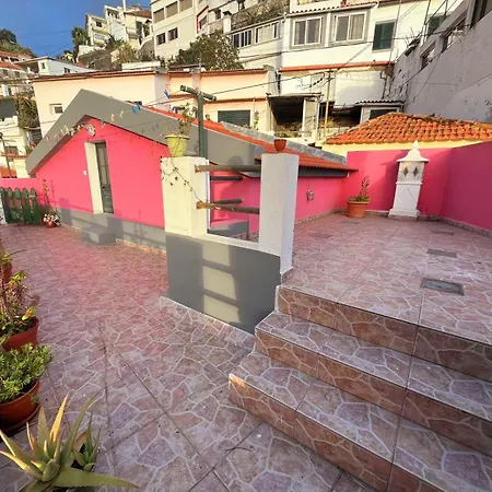 Pink * Funchal (Madeira)